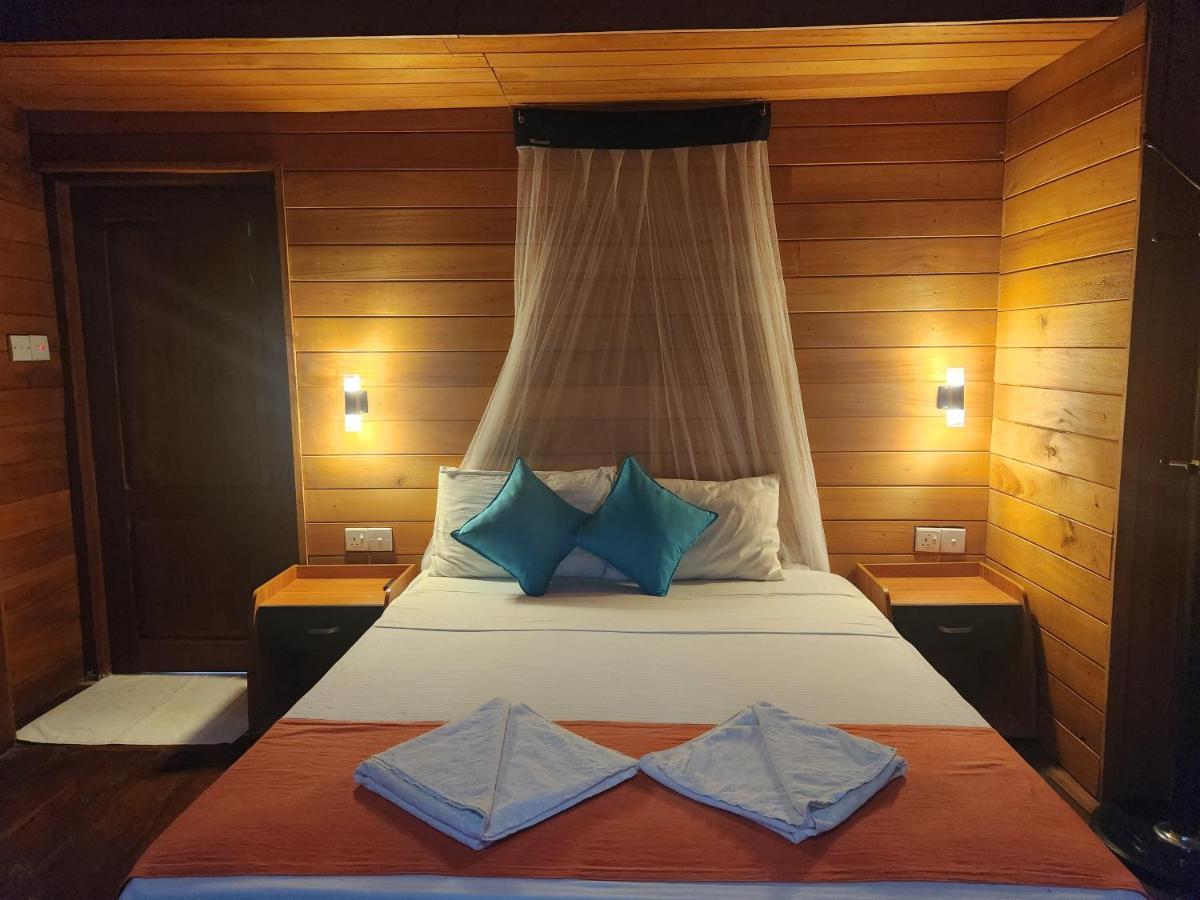 Wilpattu Tree House Bed & Breakfast Nochchiyagama Exterior photo